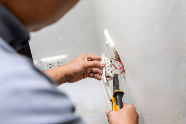 Best Electrical Outlet Repair  in Bridgeport, NY